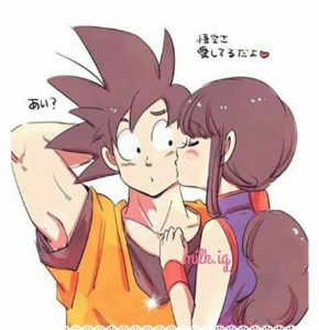 Goku y milk besandose